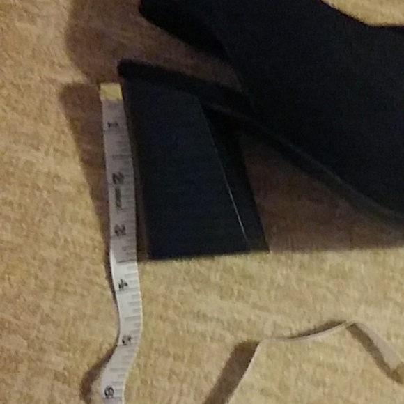 Metaphor black open toed platform heels size 7M - Picture 7 of 7